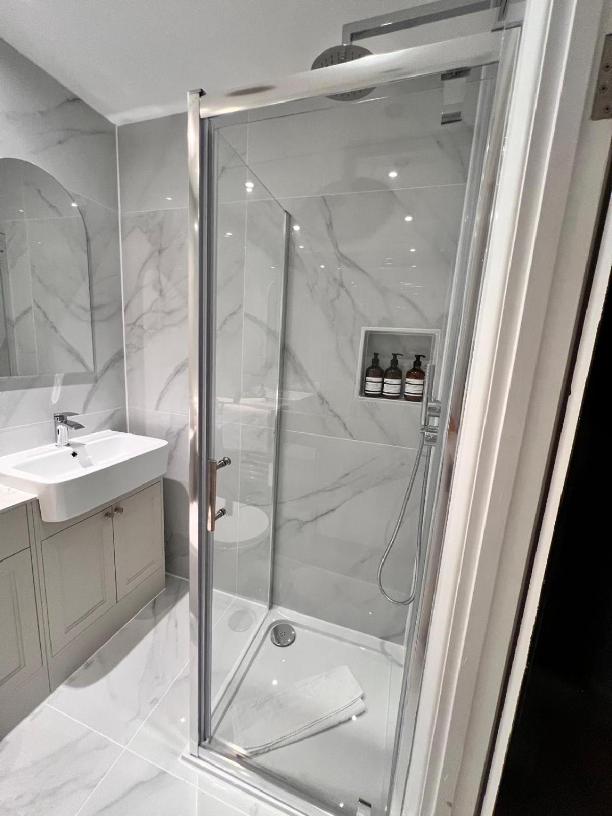 Elegant 1 Bedroom Flat Near Harrods Λονδίνο Εξωτερικό φωτογραφία