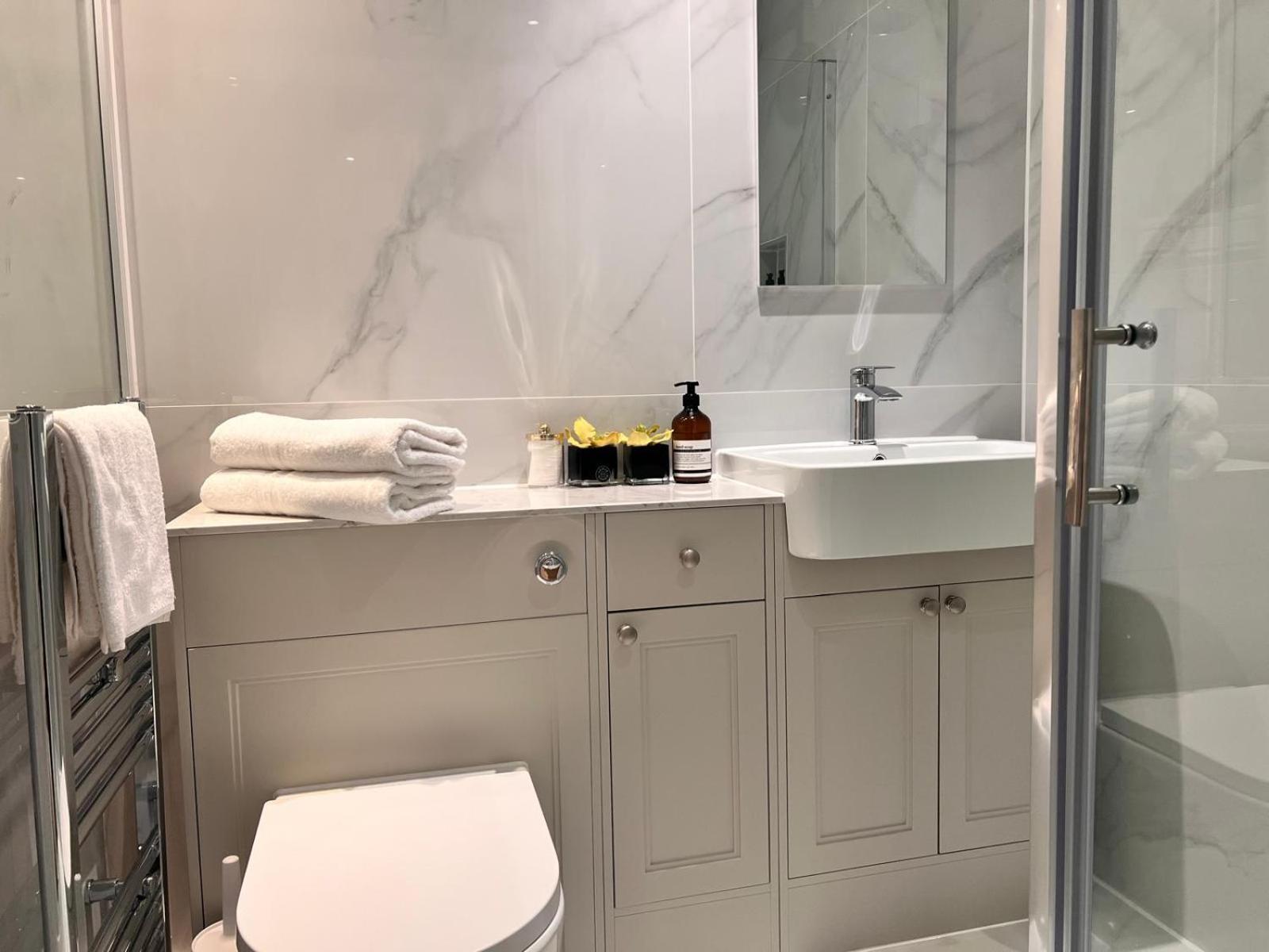 Elegant 1 Bedroom Flat Near Harrods Λονδίνο Εξωτερικό φωτογραφία